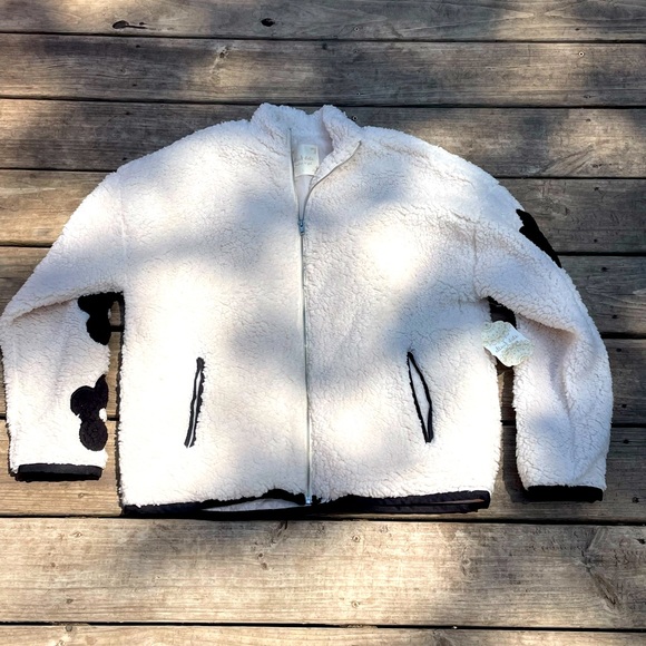 ✨Brand New✨ Fluffy Zippered Jacket - Picture 1 of 6